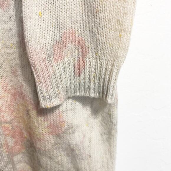 Wildfox Sweater Small Floral Flowers Ivory Pastel Distressed Lightweight Knit - Picture 7 of 8